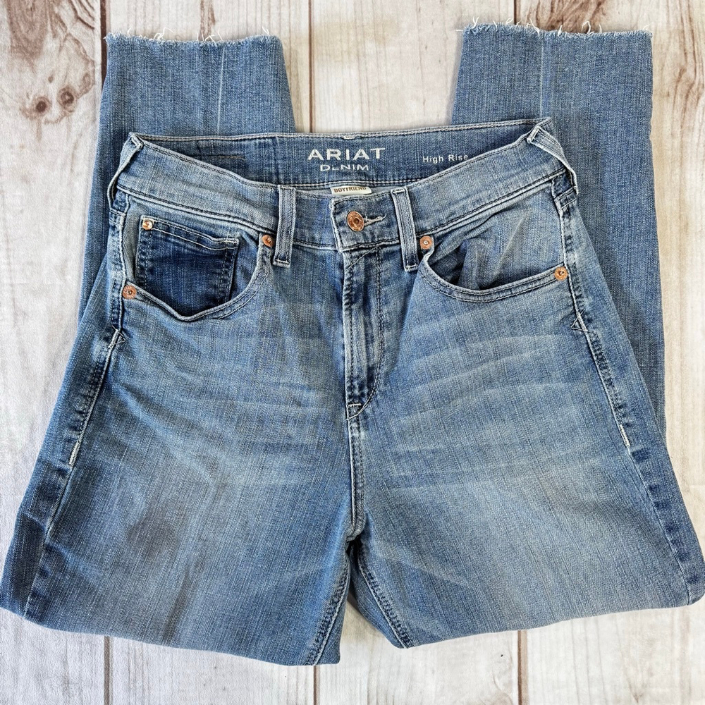 Ariat Boyfriend Ankle Jeans Distressed Vintage Wash Denim High Rise Western 28R